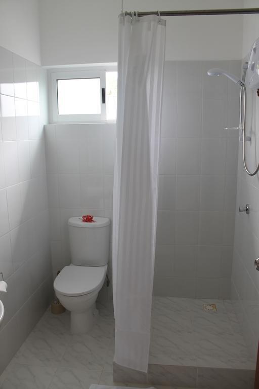 Central Self Catering Apartments Felicite Island Ruang foto